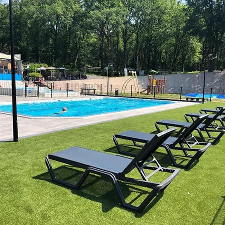 Luxe Vakantiechalet אתר קמפינג