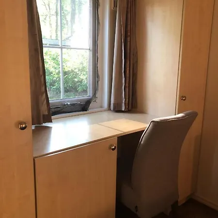 אתר קמפינג Luxe Vakantiechalet וחנינגן